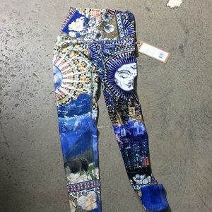 Niyamasol barefoot leggings Luna Y Sol